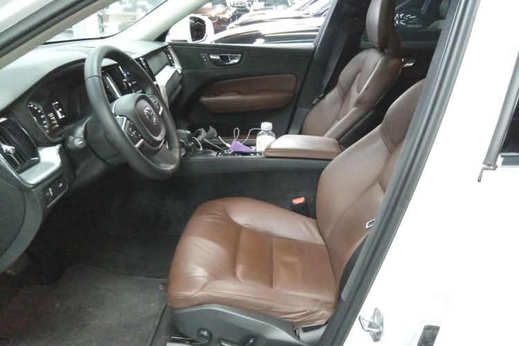 沃尔沃XC60 2019款 T5 四驱智逸版 国V局部细节19