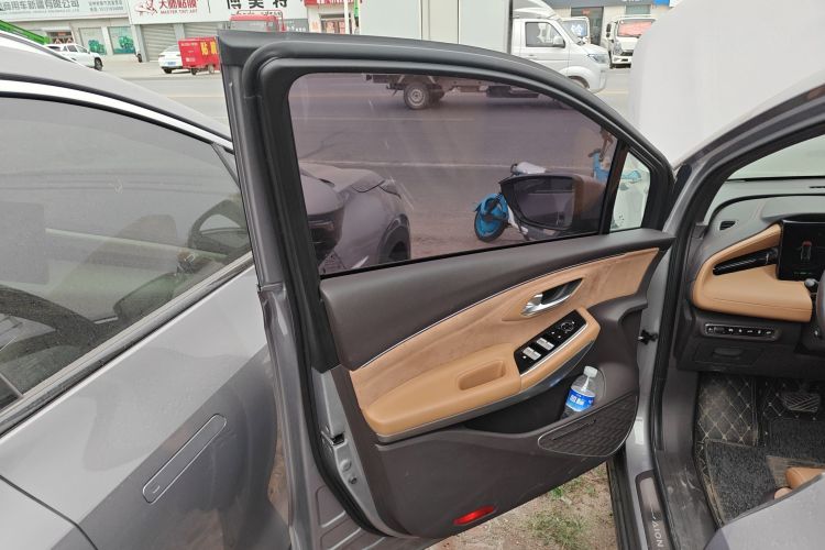 埃安 AION LX 2022款 Plus 80D 旗舰版中控内饰7007