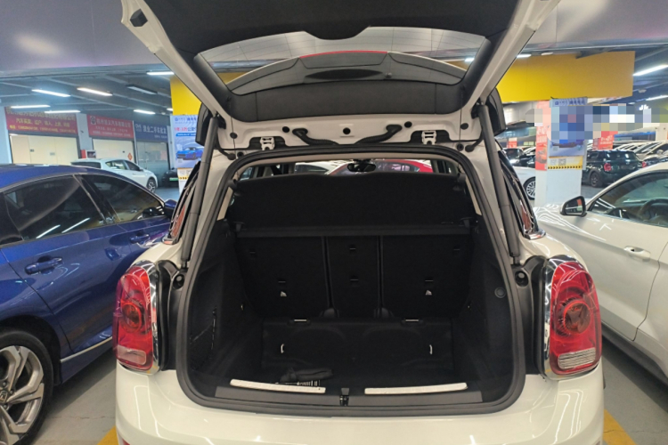 MINI Countryman 2018款 2.0T COOPER S ALL4 经典派局部细节23