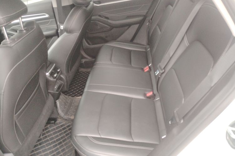 吉利汽车 帝豪 2025款 第4代 1.5L CVT尊贵型中控内饰21