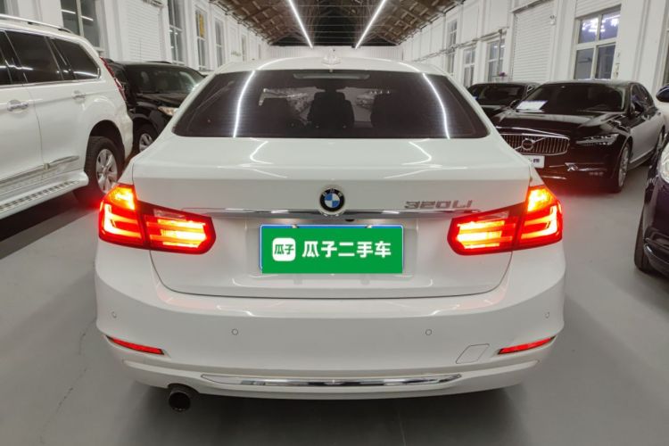 宝马3系 2014款 320Li 时尚型车身外观6