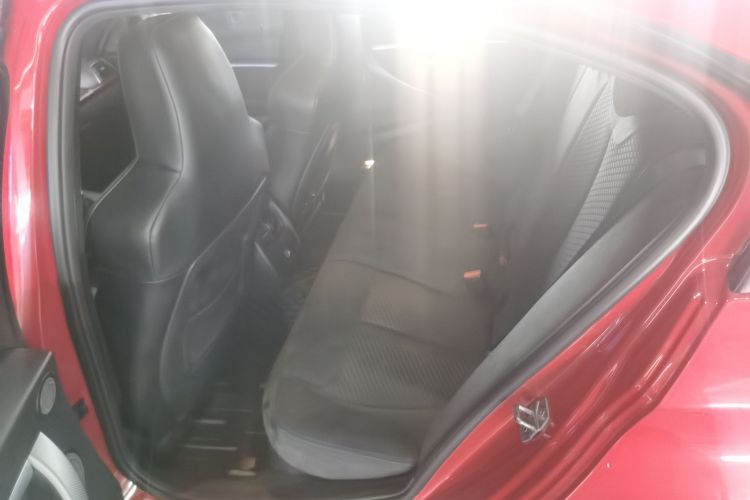 宝马3系 2018款 320i M运动曜夜版中控内饰21