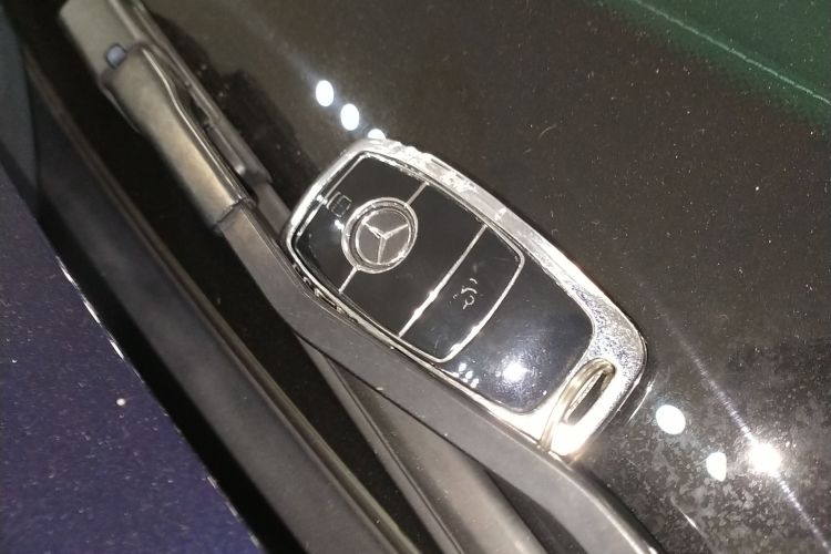 奔驰C级 2020款 C 200 L 时尚型运动版中控内饰11