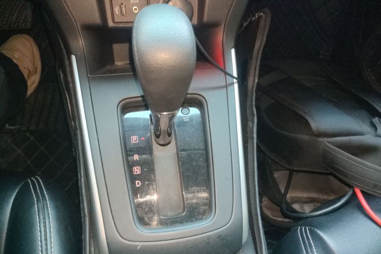 日产 轩逸 2024款 经典 1.6XE CVT舒适版中控内饰18