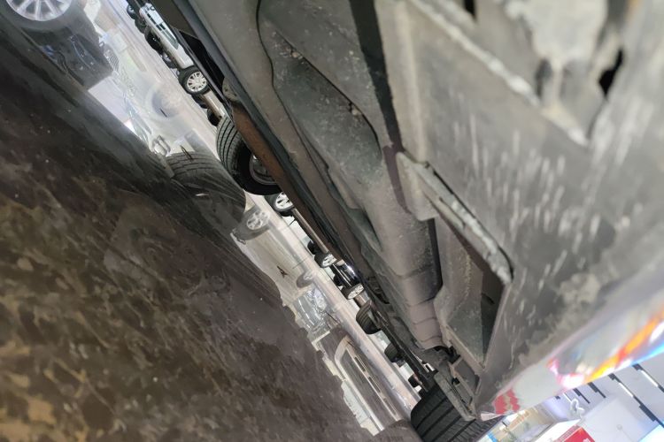 雷克萨斯ES 2015款 300h 舒适版局部细节9002