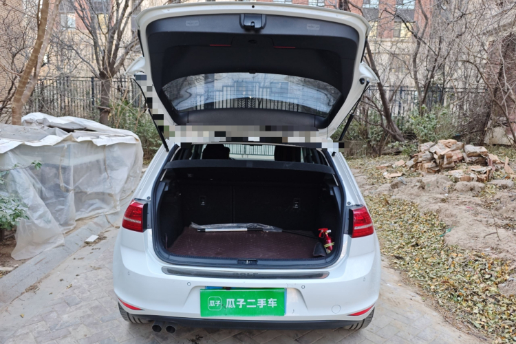 大众 高尔夫 2016款 230TSI 自动豪华型中控内饰23