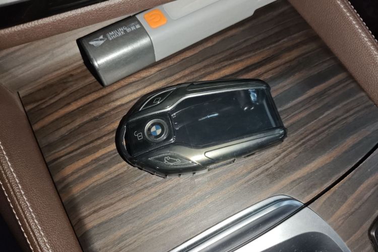 宝马5系新能源 2021款 535Le 豪华套装中控内饰11