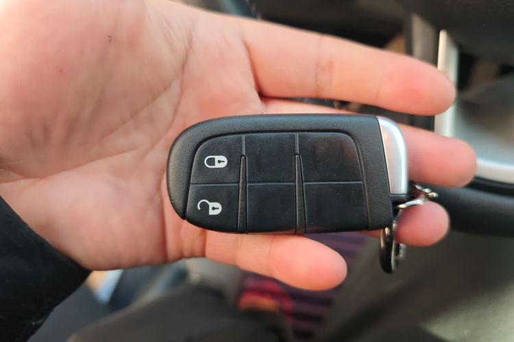 Jeep 指南者 2019款 220T 自动家享炫酷版中控内饰11