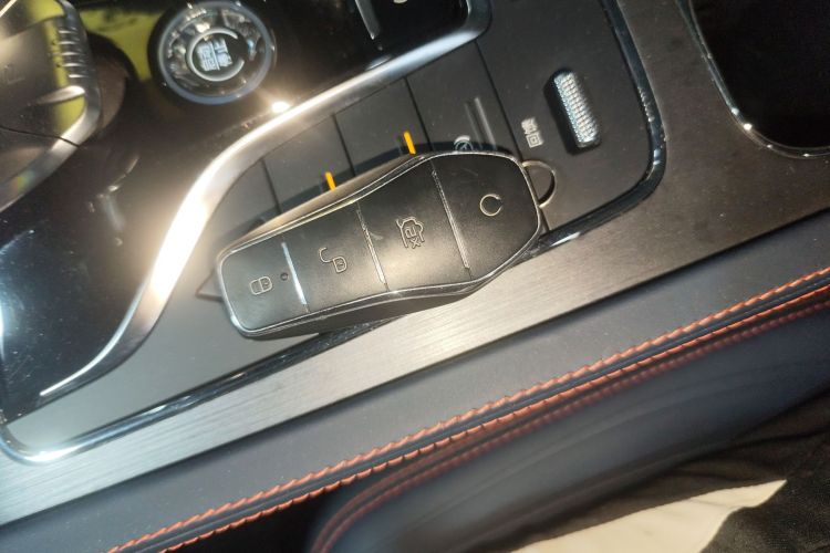 比亚迪 元PLUS 2022款 510KM 旗舰型中控内饰11