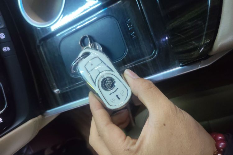 别克GL8 2018款 ES 28T 豪华型 国VI中控内饰7001