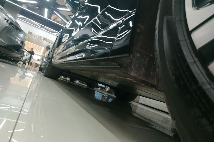 蔚来ET9 2025款 102kWh 签名版局部细节9002