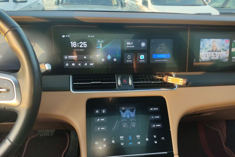 理想汽车 理想ONE 2021款 增程6座版中控内饰16