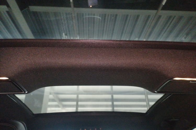 奔驰GLC 2021款 GLC 300 L 4MATIC 动感型中控内饰22