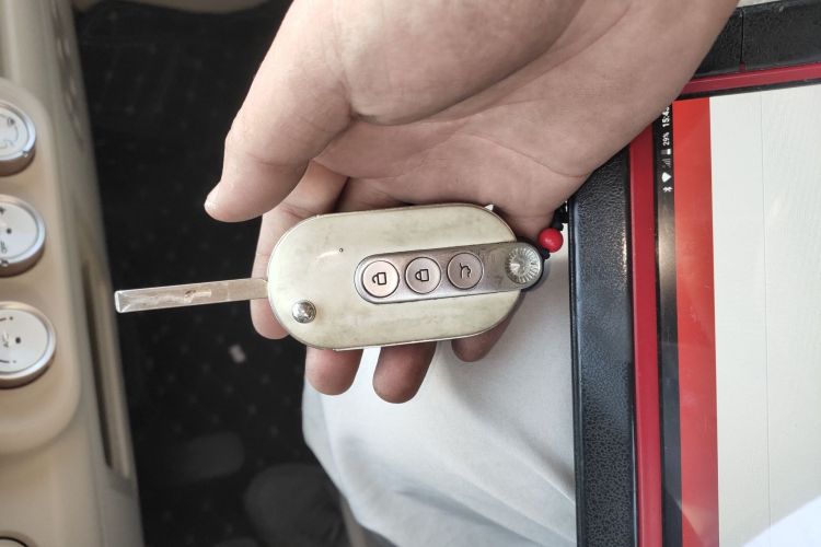 五菱汽车 宏光MINIEV 2024款 第三代 215km 进阶版中控内饰11