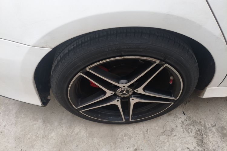 奔驰A级 2020款 改款二 A 180 L 运动轿车车身外观6008