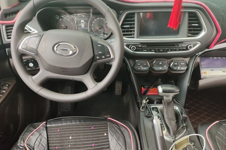 广汽传祺 传祺GS4 2015款 200T G-DCT精英版中控内饰13