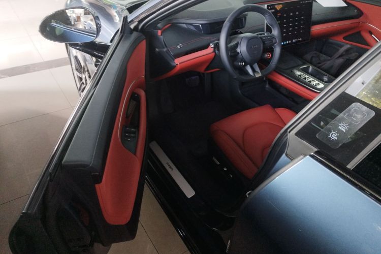 小米汽车 小米SU7 2024款 后驱超长续航高阶智驾Pro版中控内饰7003