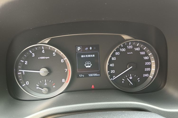 现代 领动 2016款 1.6L 自动智炫·精英型局部细节14