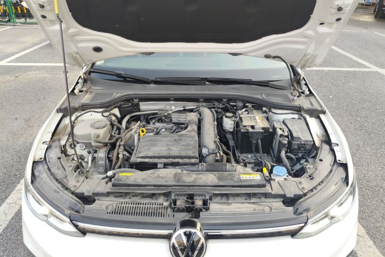 大众 高尔夫 2021款 280TSI DSG Pro机舱底盘24
