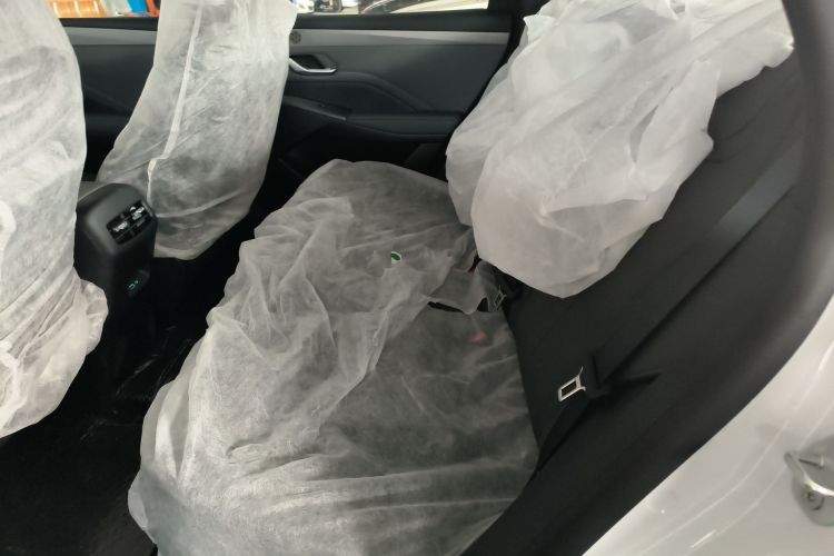 比亚迪 秦PLUS 2025款 DM-i 智驾版 128KM进取型中控内饰21