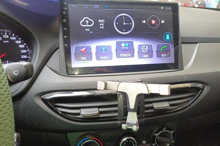 现代 悦动 2018款 1.6L 自动悦目版GL 国V中控内饰16