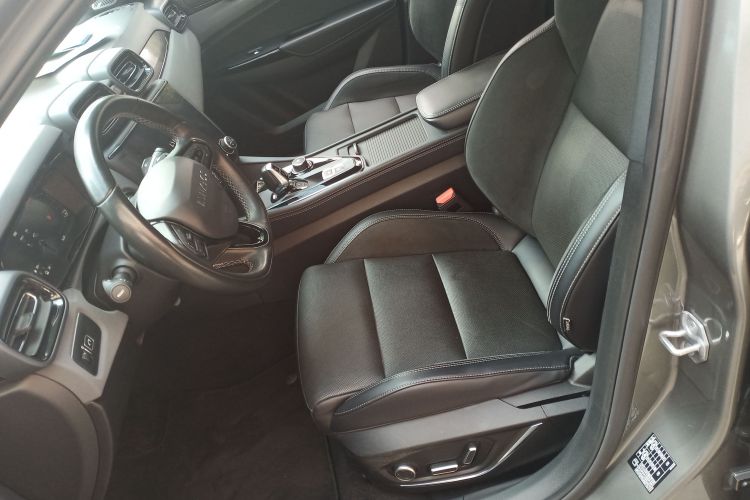 领克03 2022款 2.0TD DCT劲Pro中控内饰19