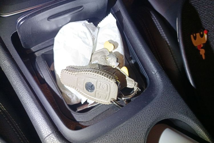 奔驰CLA 2019款 CLA 200 时尚型中控内饰11