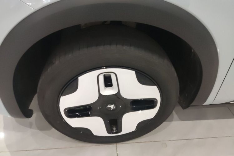 ARCFOX极狐 极狐考拉S 2024款 AIR车身外观6007