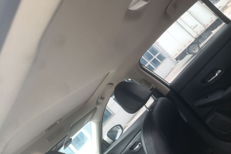 日产 轩逸 2022款 1.6L XL CVT悦享版中控内饰22