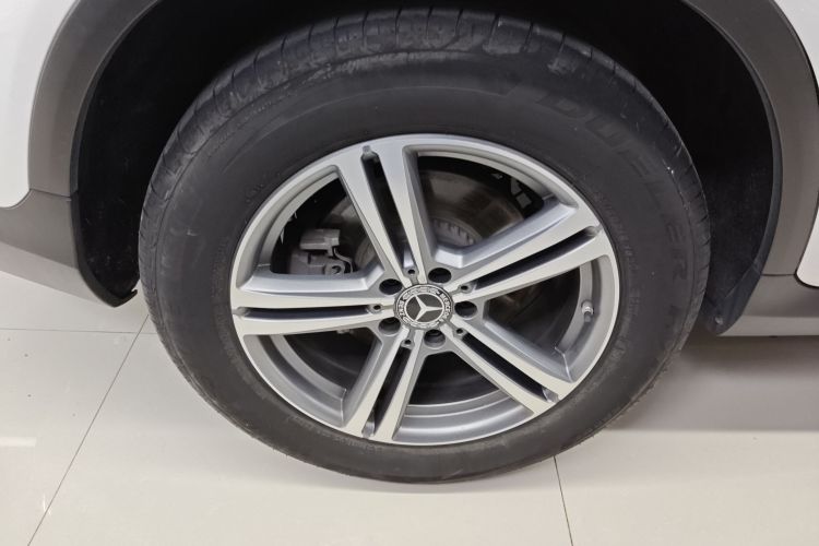 奔驰GLC 2020款 改款 GLC 260 L 4MATIC 动感型车身外观56