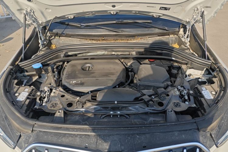 宝马X1 2023款 sDrive25Li M运动套装机舱底盘24