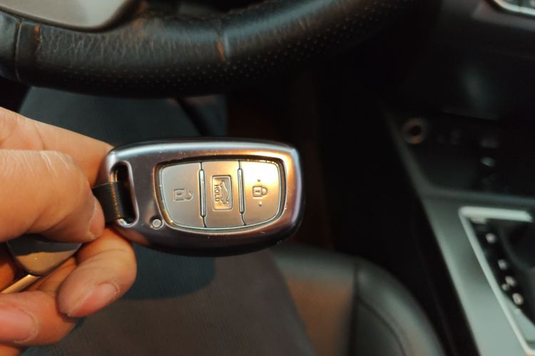 现代 名图 2017款 1.8L 自动尊贵型DLX 国V中控内饰7001