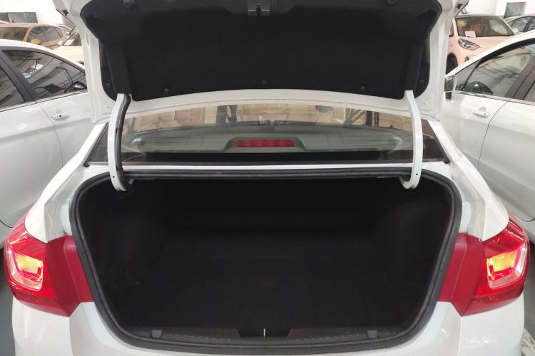 雪佛兰 科鲁兹 2015款 1.5L 经典 SE AT机舱底盘23