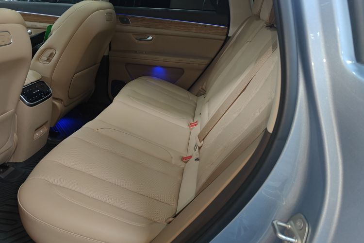 鸿蒙智行 问界M7 2024款 1.5T 后驱Plus版 5座中控内饰21