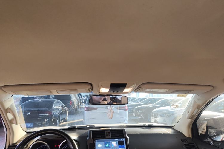 丰田 普拉多(进口) 2014款 2.7L 自动豪华版中控内饰22