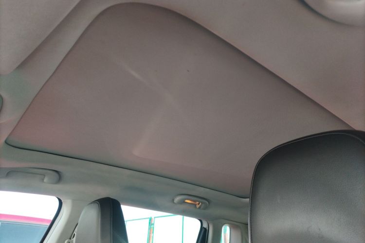 Jeep 指南者 2020款 220T 自动领先版中控内饰22