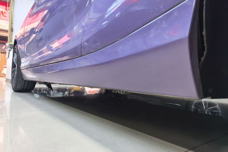 宝马2系(进口) 2018款 220i 敞篷轿跑车 运动设计套装局部细节9002