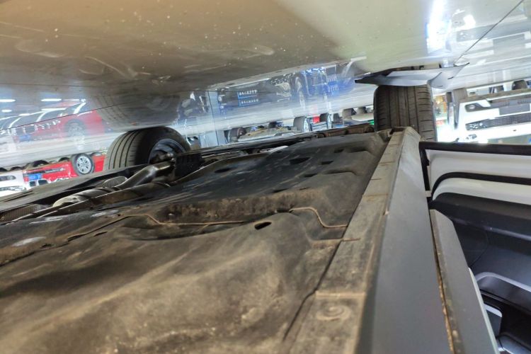 保时捷 2025款 Cayenne 3.0T局部细节9002