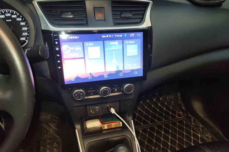 日产 轩逸 2019款 经典 1.6XE 手动舒适版中控内饰16
