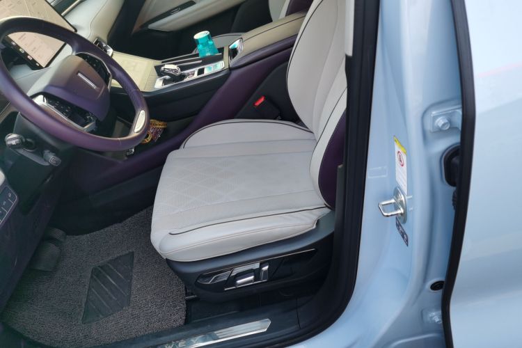 魏牌 拿铁DHT 2022款 1.5T DHT大杯局部细节19