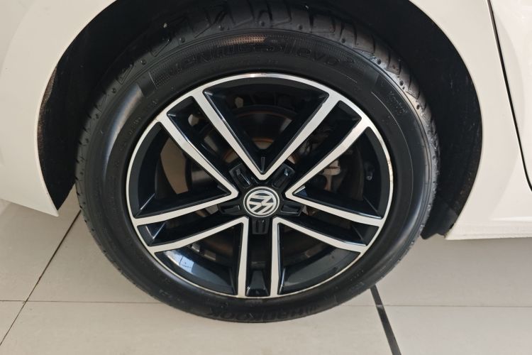 大众 凌渡 2019款 280TSI DSG舒适版 国VI车身外观56