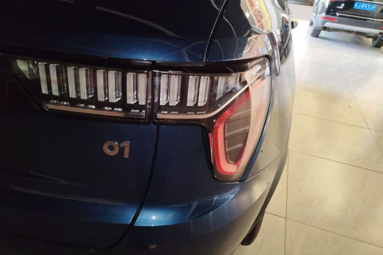 领克01 2017款 2.0T 两驱耀Pro版车身外观6006