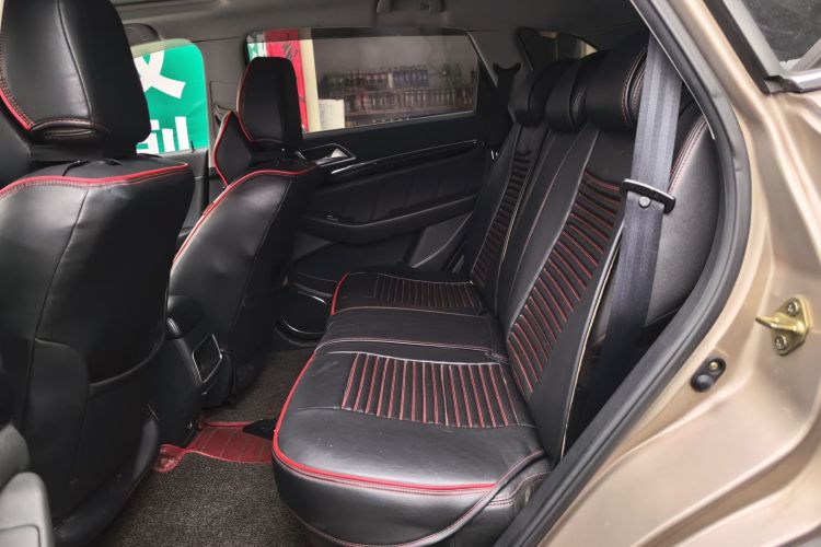 猎豹汽车 猎豹CS10 2016款 2.0T 自动尊享型中控内饰7004