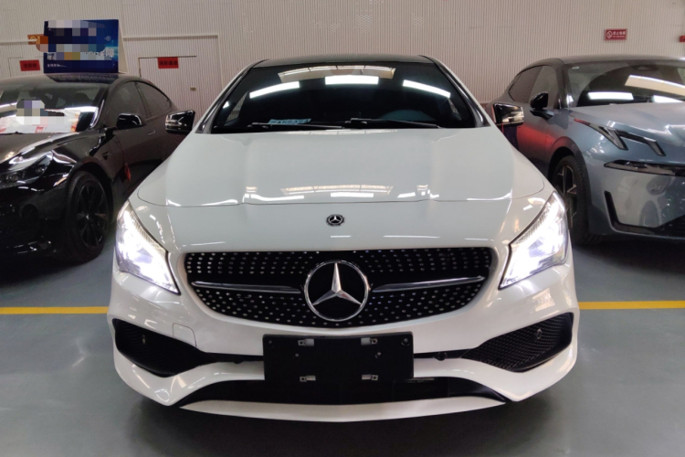 奔驰CLA 2018款 CLA 220 4MATIC车身外观2