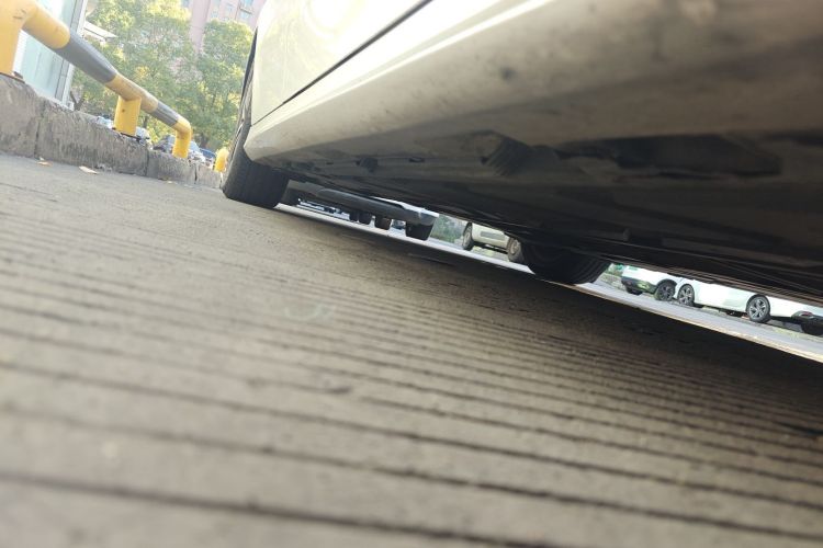 奔驰A级 2019款 A 180 L 运动轿车局部细节9001