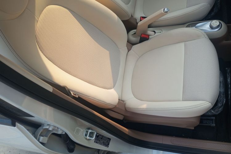 五菱汽车 宏光MINIEV 2025款 四门版 进阶款局部细节41