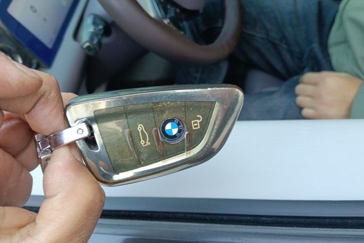 宝马X1 2021款 sDrive25Li 领先型中控内饰11