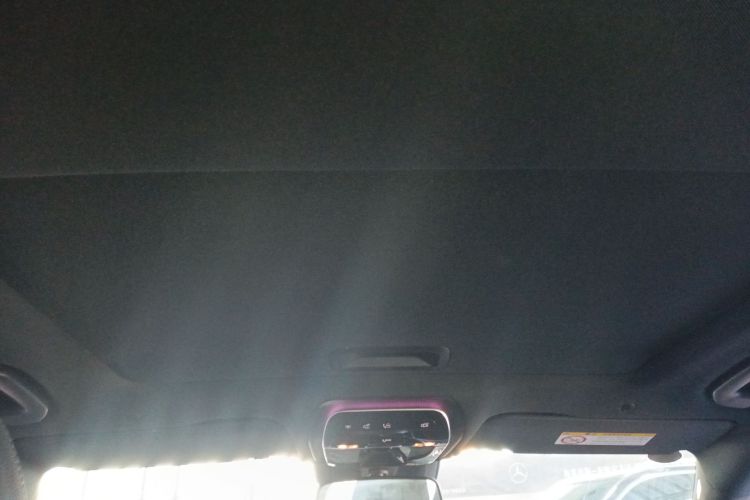 奔驰C级 2024款 C 200 L 运动版中控内饰22