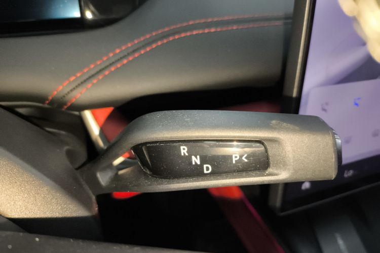 小米汽车 小米SU7 2024款 后驱超长续航高阶智驾Pro版中控内饰18