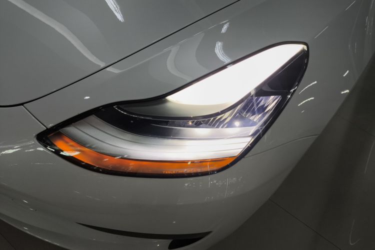 特斯拉 Model 3 2020款 改款 标准续航后驱升级版局部细节36